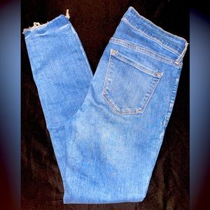 Women’s Old Navy Rockstar Medium Wash Built-In Sculpt Jeans Size 4